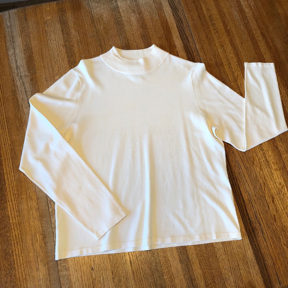 Pendleton women's silk mock neck top